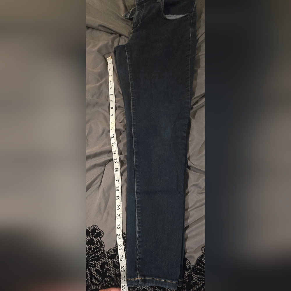 Michael Kors Skinny Jeans - Picture 4 of 9